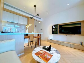 Quarto superluxo | Wi-Fi de cortesia, roupa de cama