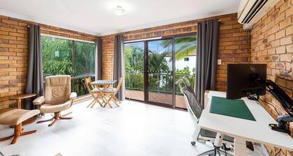 Two Bedroom Torquay Esplanade Escape