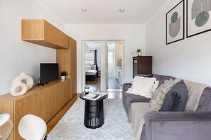 スマートテレビ、書斎 / ワークスペース