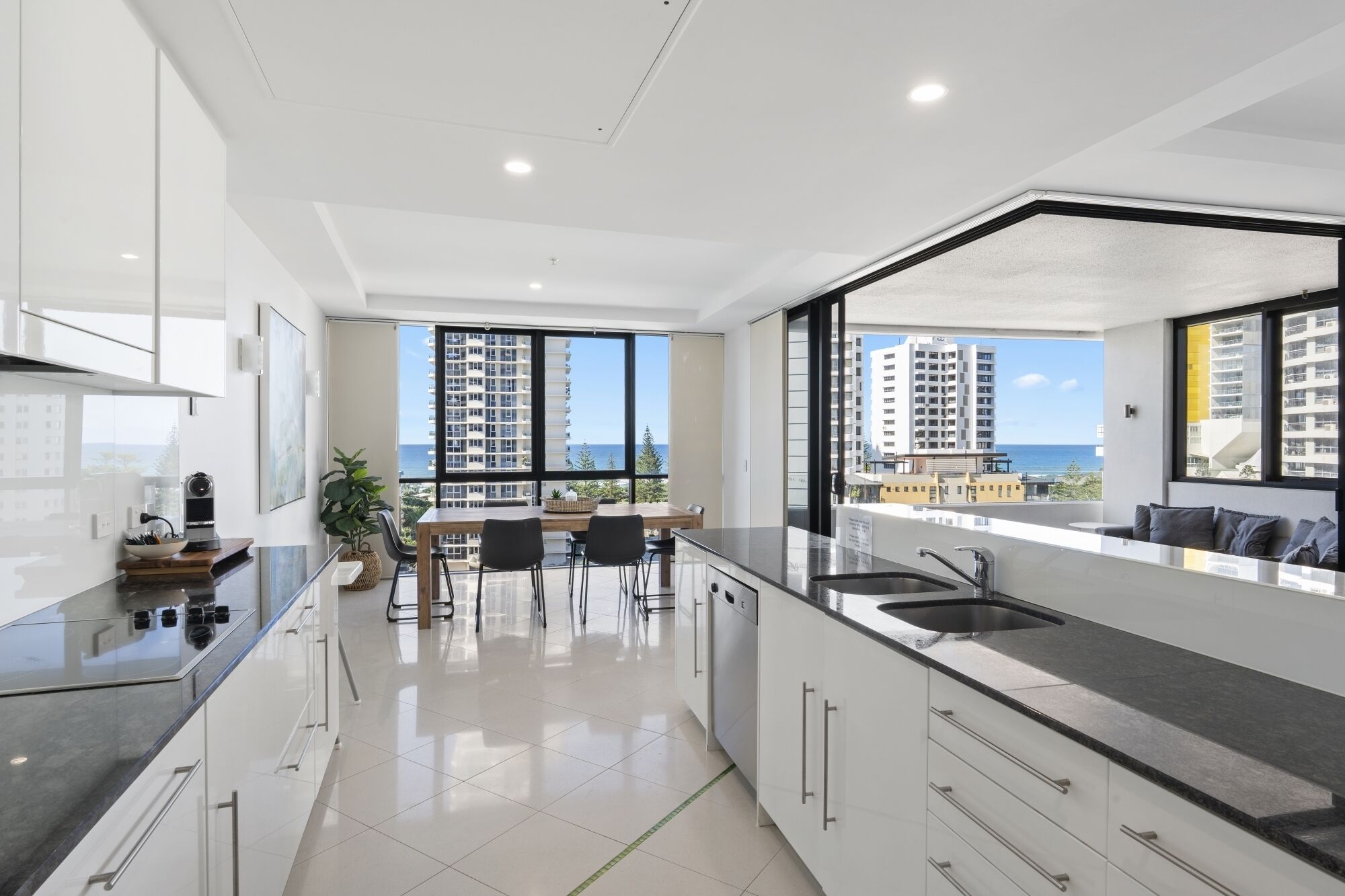 Deluxe Apartment, Ocean View, Beachside | Private kitchen | Highchair