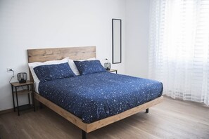 1 bedroom, WiFi, bed sheets