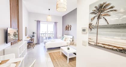 Cosy Studio in Royal Breeze Al Hamra