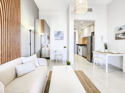 Cosy Studio in Royal Breeze Al Hamra