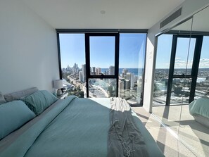 Apartment, 3 Bedrooms, Air conditioning, Ocean View | Iron/ironing board, free WiFi