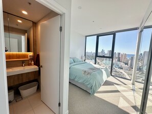 Apartment, 3 Bedrooms, Air conditioning, Ocean View | Iron/ironing board, free WiFi - The Star Residences 13203 (Broadbeach)