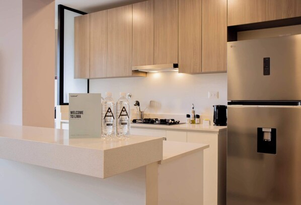 Fridge, microwave, oven, stovetop