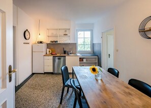 Basic-Apartment, Mehrere Betten | Eigene Küche