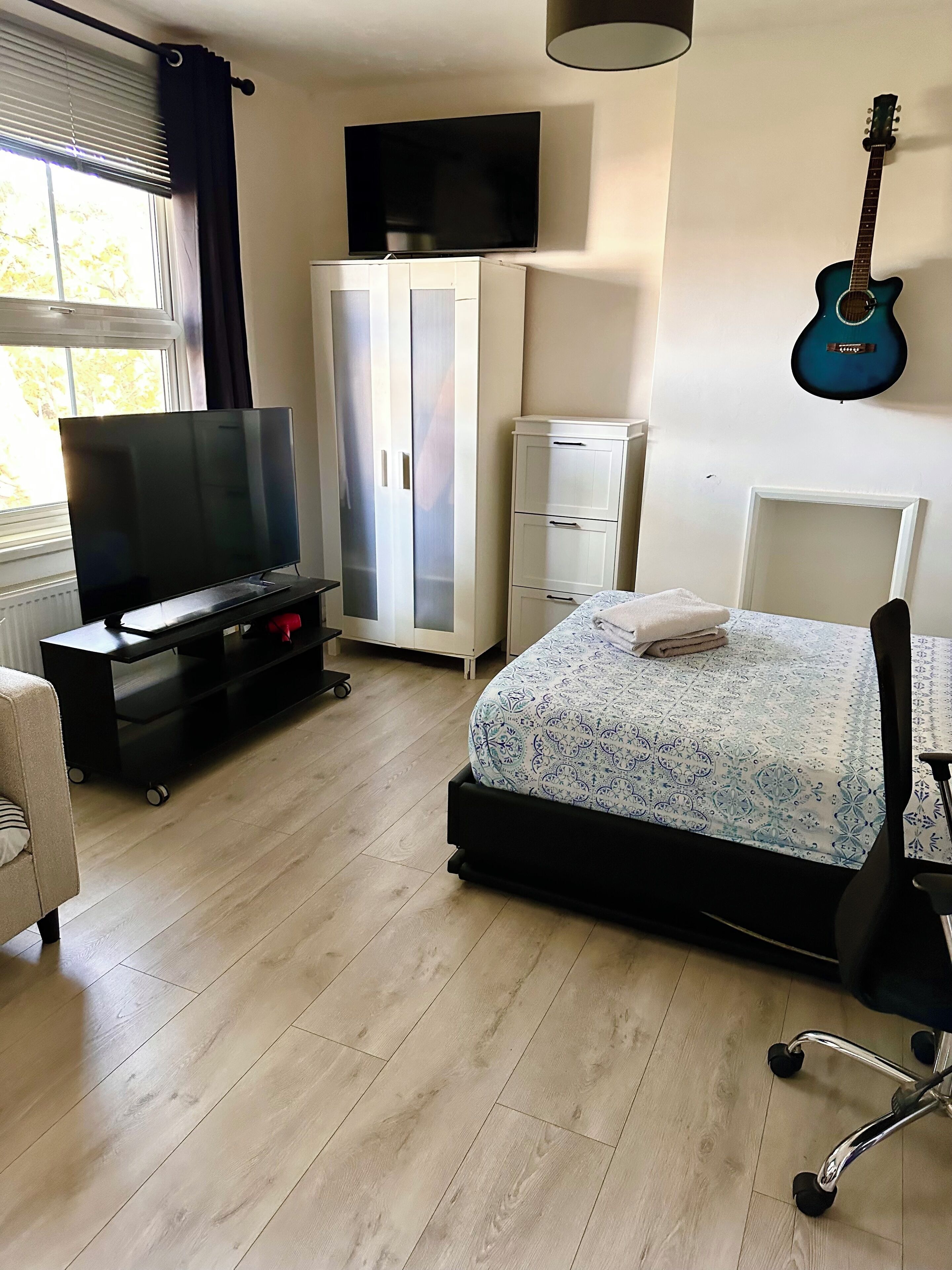 1 bedroom, iron/ironing board, WiFi