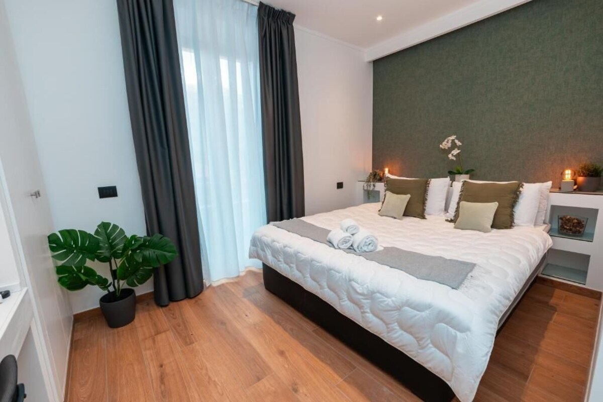 Superior Double Room | In-room safe, blackout drapes, soundproofing