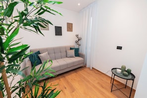 Quarto triplo superior | Cofres nos quartos, cortinas blackout, ferros/tábuas de passar roupa