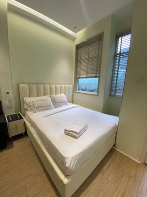 Standard Studio, Balcony, City View | Desk, laptop workspace, free WiFi