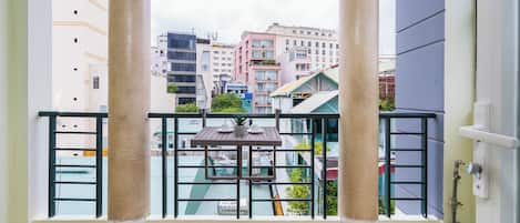 Deluxe Studio, Balcony, City View | Balcony