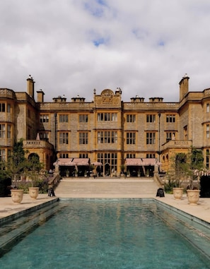 Pool - Stunning Cotswolds Retreat near Estelle Manor (North Leigh)