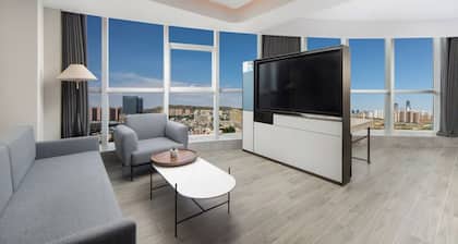 Wanda Yuehua Hotel Urumqi Railway