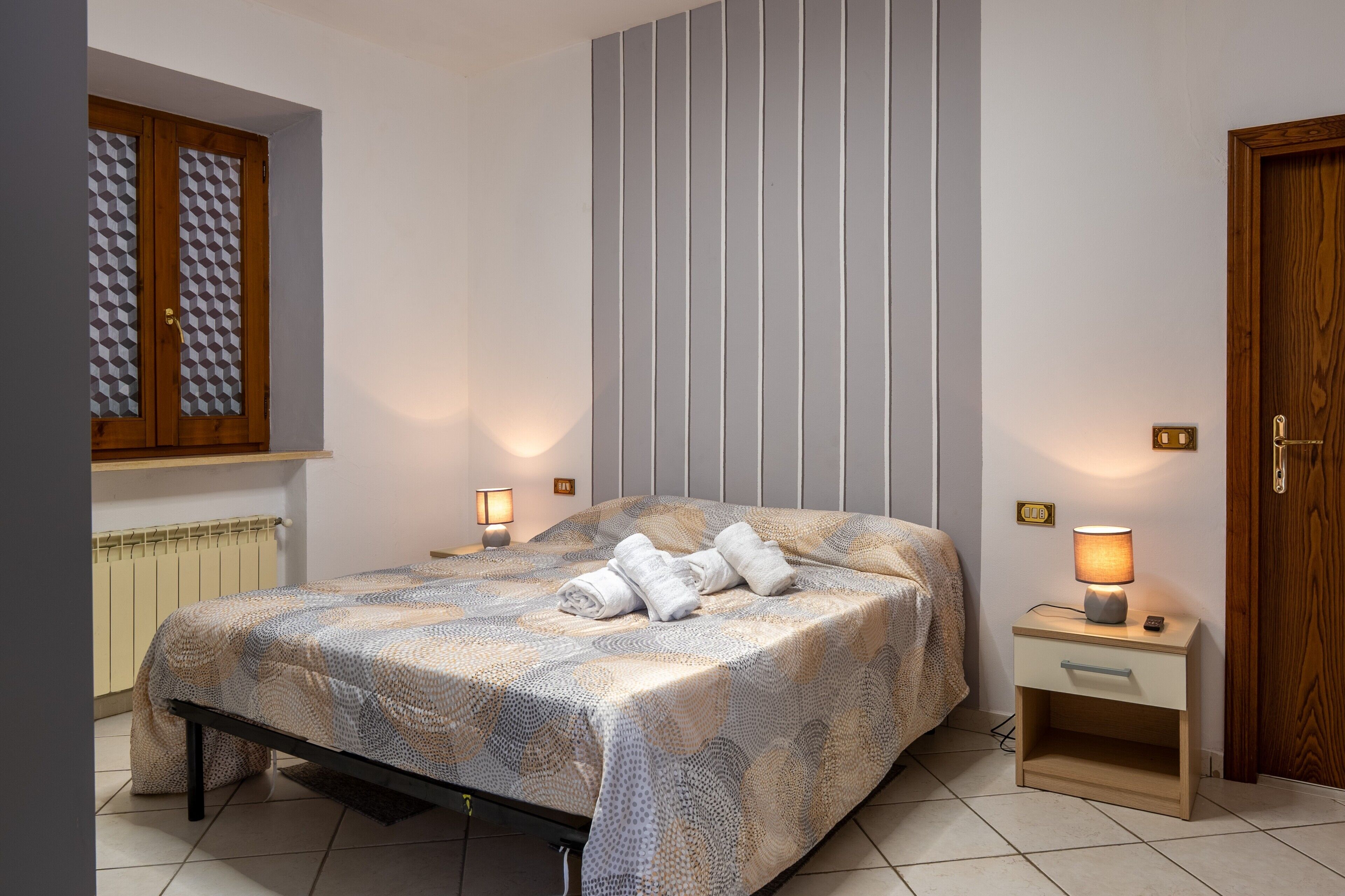 2 chambres, bureau, fer et planche à repasser, Wi-Fi