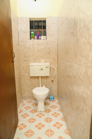 Toallas, jabón, papel higiénico