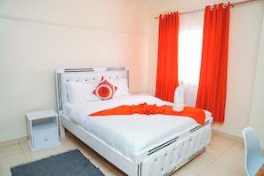 2 bedrooms, iron/ironing board, Internet, bed sheets