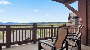 Property grounds - One Ski Hill 2BR • Luxury Ski-In/Ski-Out Condo w/ Epic Views (Breckenridge)