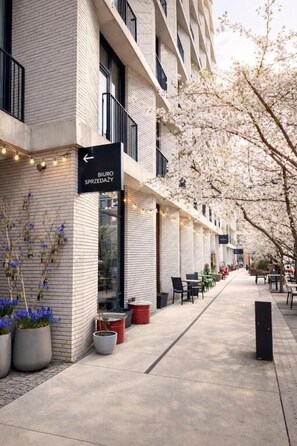 Front of property - BROWARY DESIGNER APARTMENTS by Country 2 Country (Warsaw)