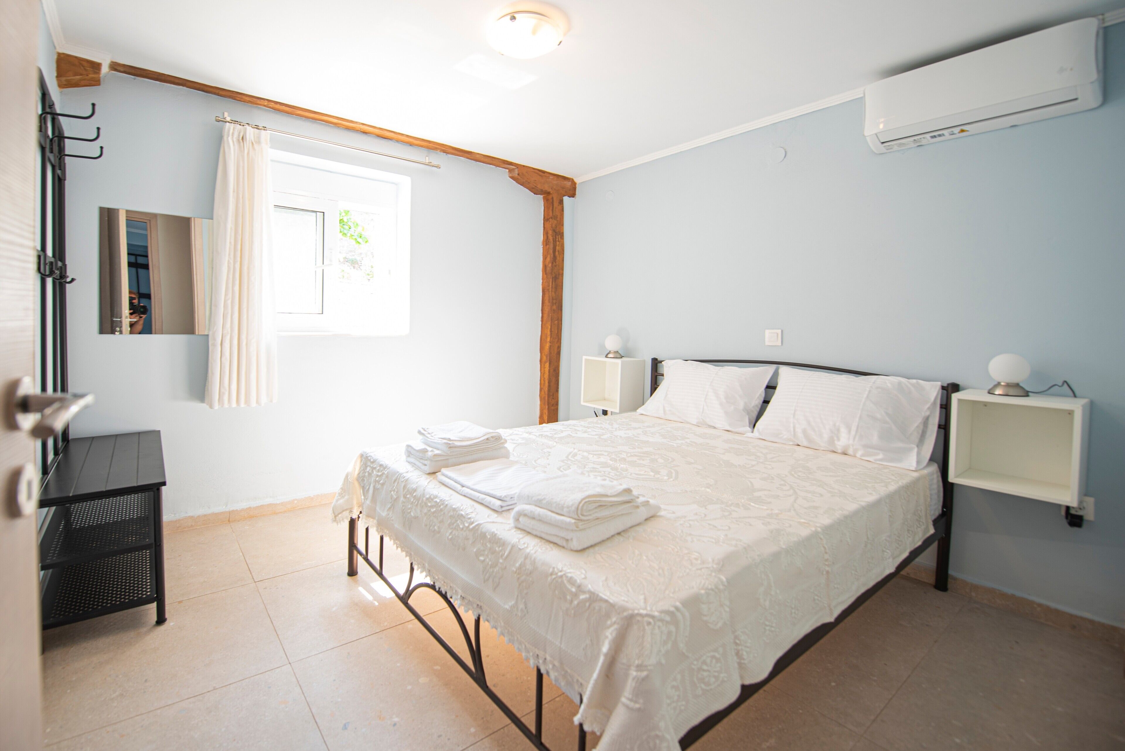 2 bedrooms, WiFi, bed sheets