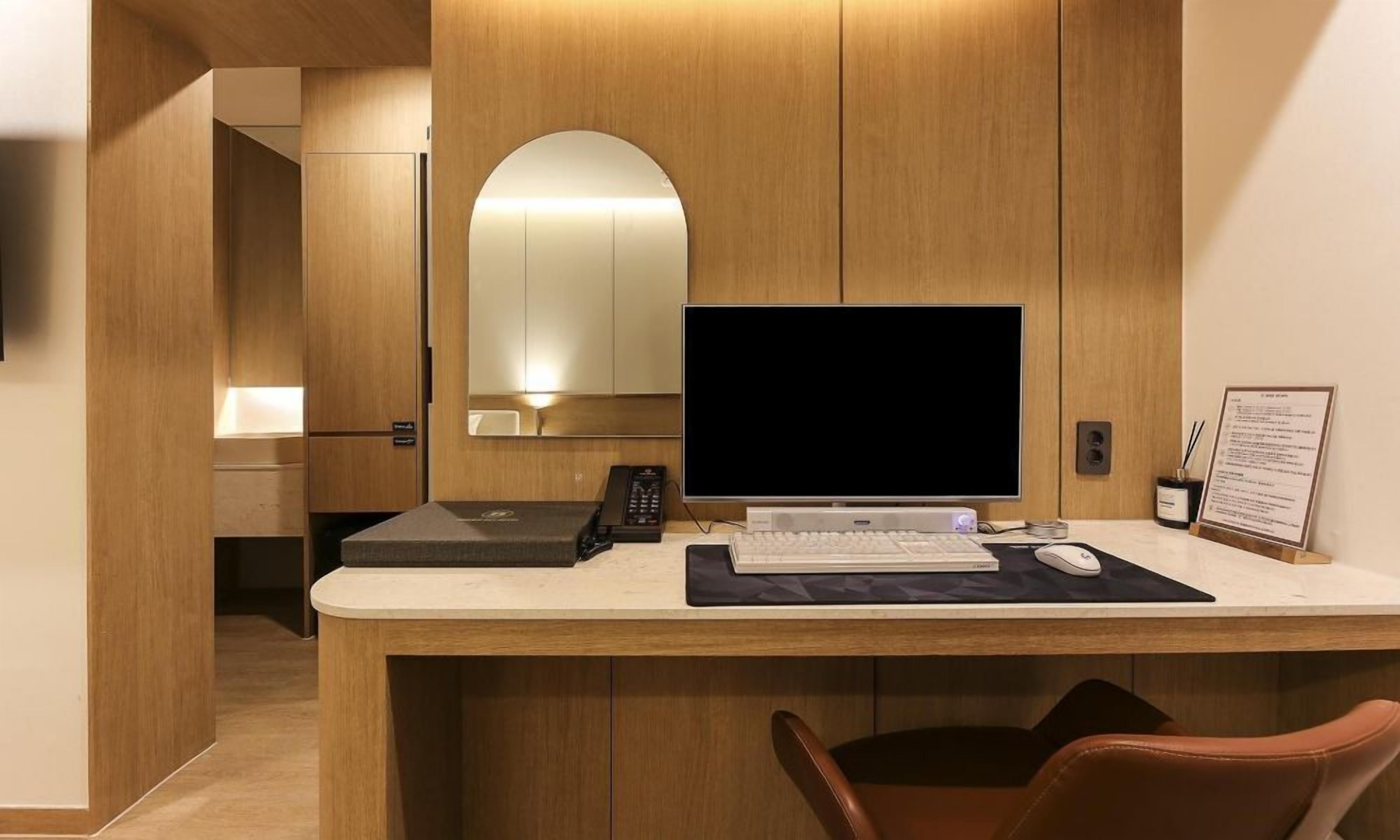 Décoration personnalisée, ameublement personnalisé, bureau