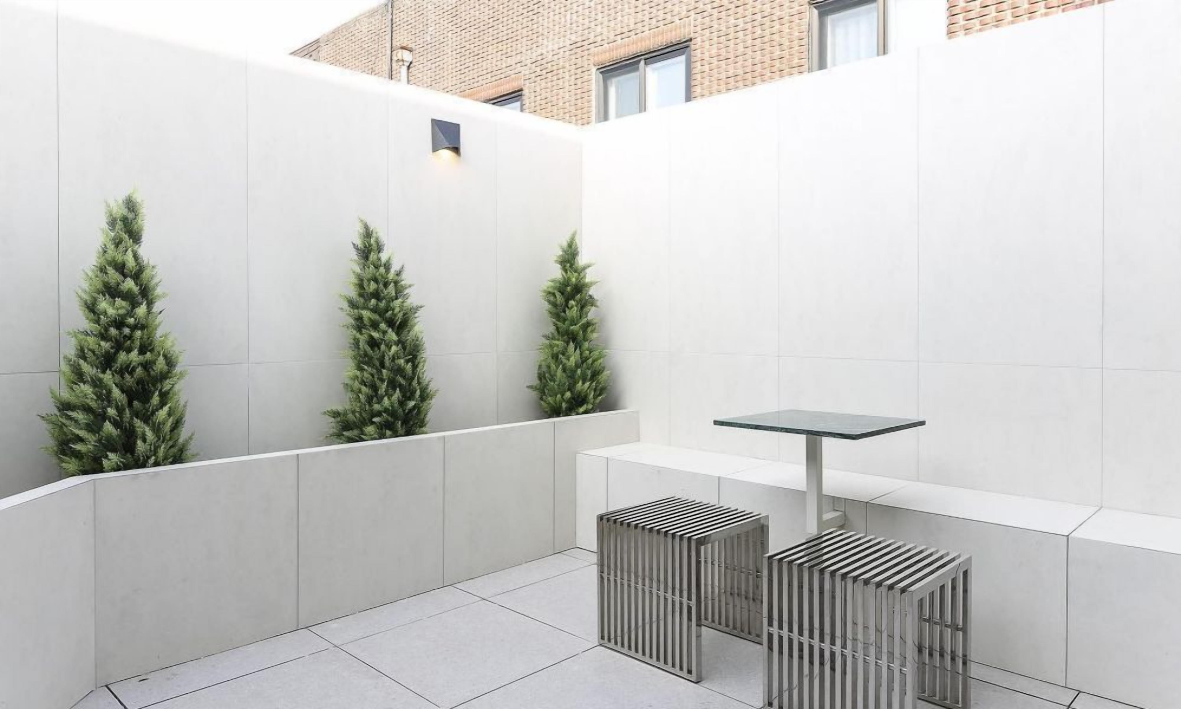 Deluxe Single Room | Terrace/patio