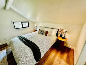 2 chambres, bureau, Wi-Fi, literie fournie