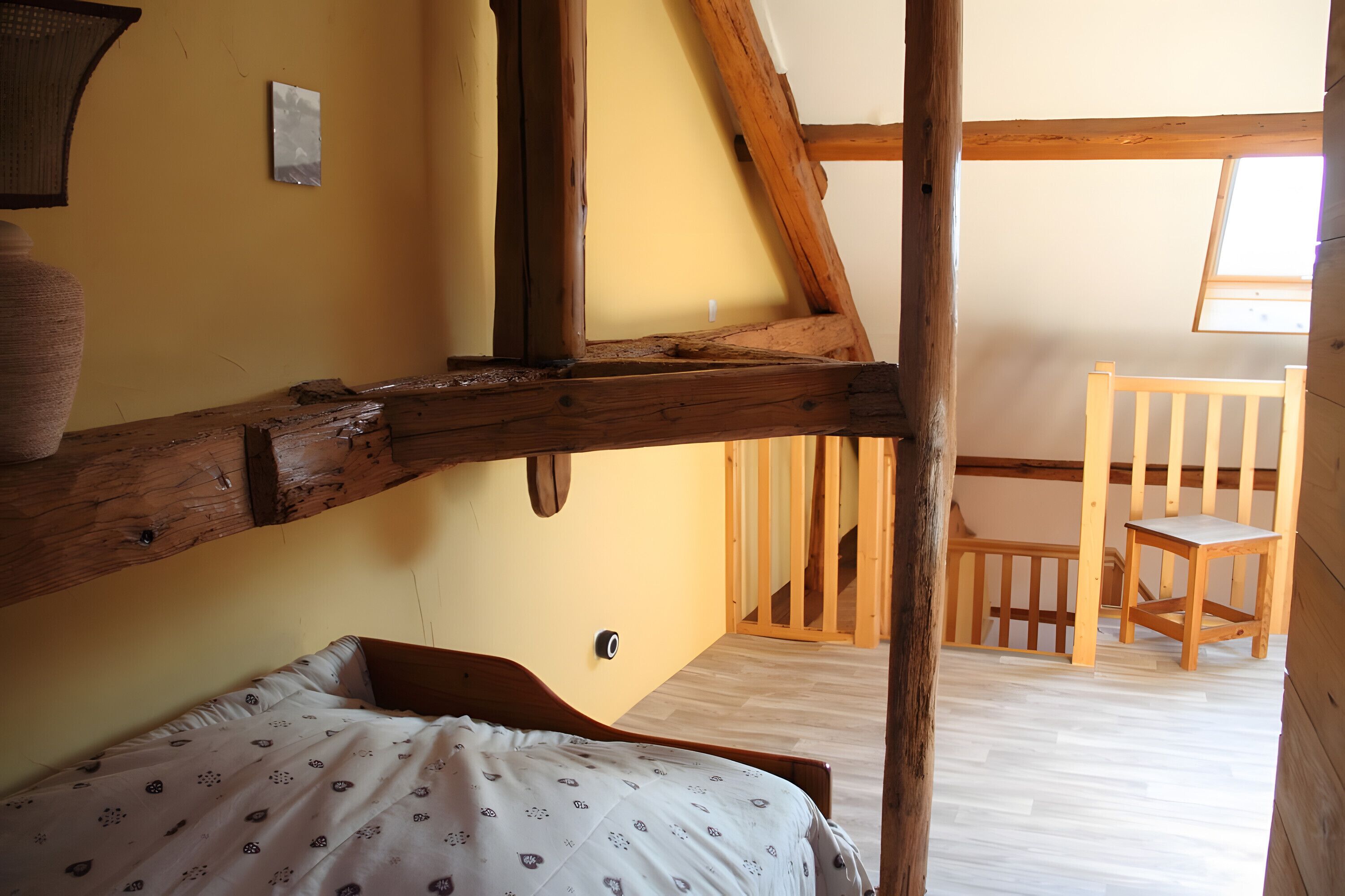 1 slaapkamer, een strijkplank/strijkijzer, wifi, beddengoed