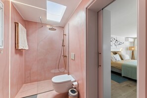 Shower, hair dryer, towels - Villa Los Aljibes by Escape Home (Tías)