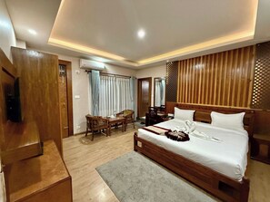 Deluxe Room, City View | Free WiFi