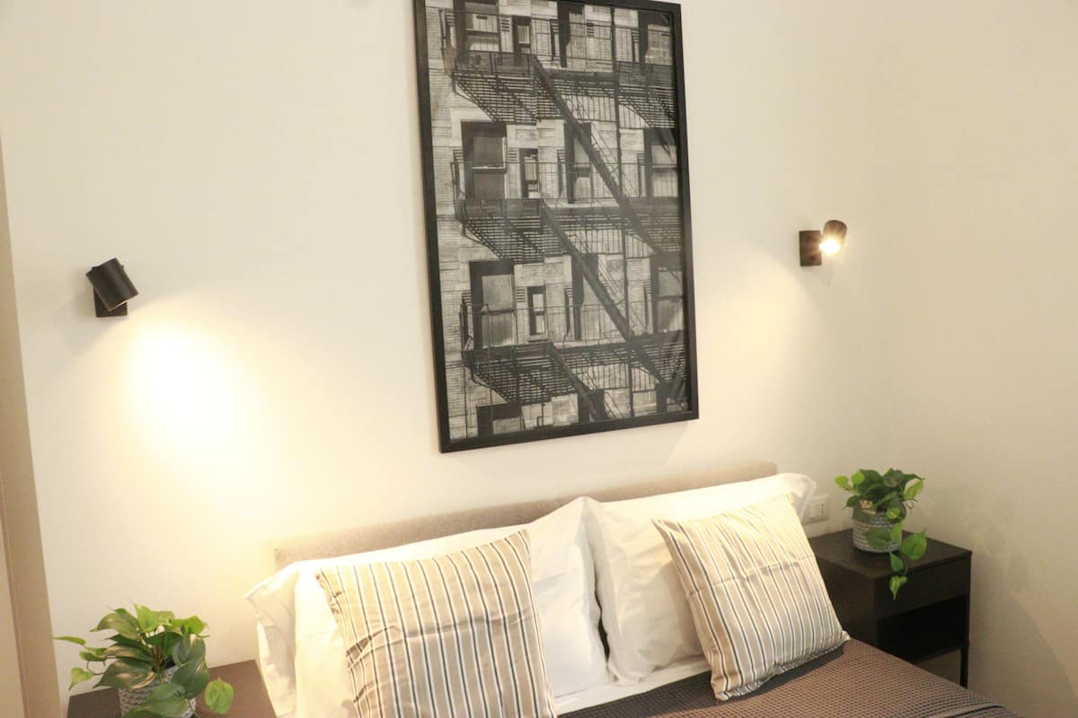 Classic Single Room | In-room safe, soundproofing, iron/ironing board (on request)