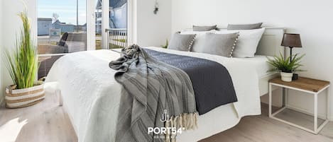 2 quartos, ferros/tábuas de passar roupa, berço de viagem
