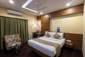 Sengetøy av topp kvalitet, memory foam-senger og safe på rommet