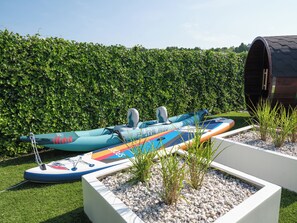 Miscellaneous - Stylish 4-person wellness villa with Finnish sauna, fenced waterfront garden and luxurious interior – pets welcome. (Zeewolde)