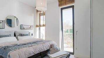 2 Schlafzimmer, Reisekinderbett, WLAN, Bettwäsche