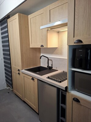 Microondas, placa de cocina