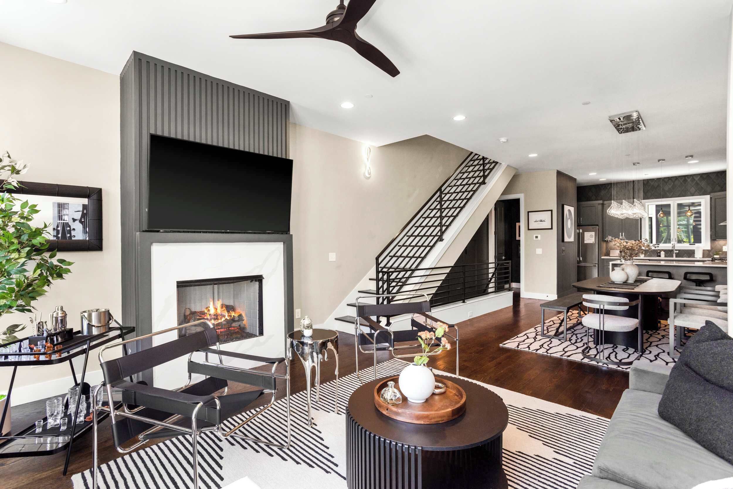 TV, fireplace, offices