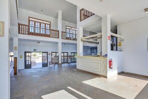 Lobby - Vacation 'Oasis Duna_ Casa Elena' with Shared Pool, Balcony and Wi-Fi (Corralejo)