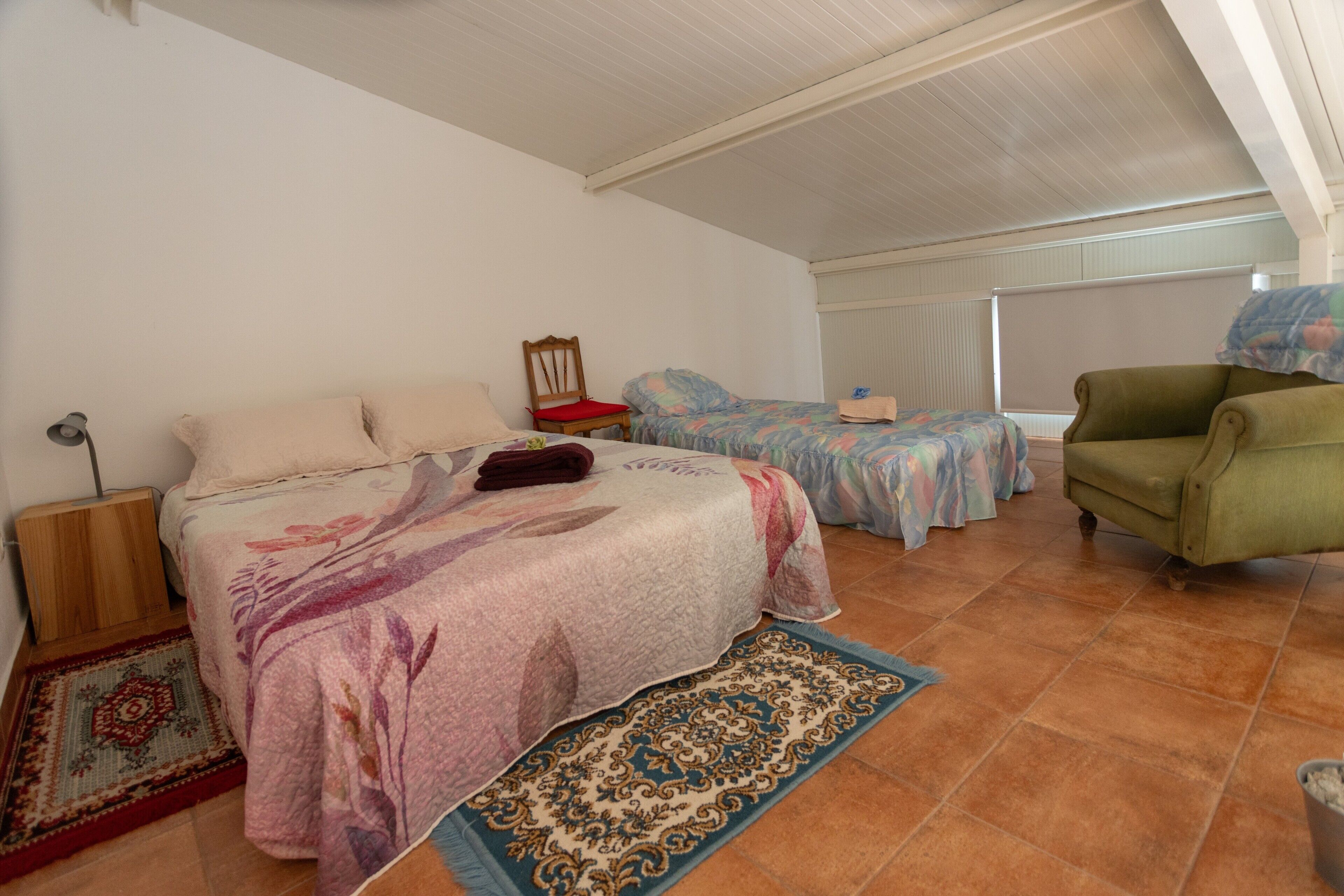2 bedrooms, bed sheets