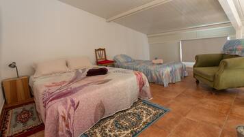 2 bedrooms, bed sheets