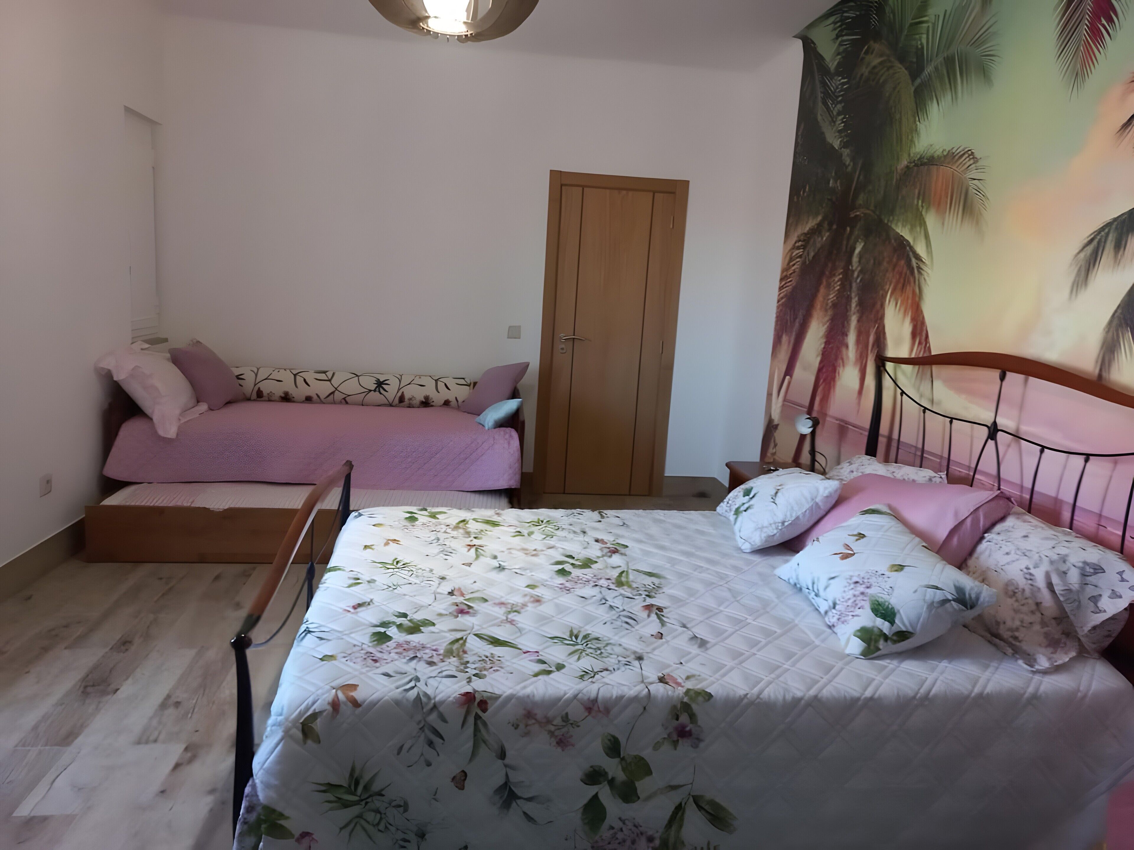 3 chambres, fer et planche à repasser, draps fournis