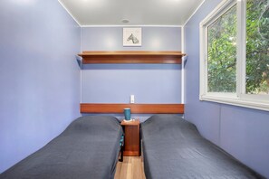 2 soverom, strykejern/-brett, wi-fi og sengetøy