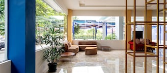 OYO 94746 Raz Residence