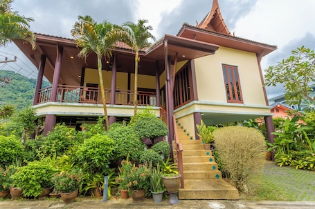 Fachada de la propiedad