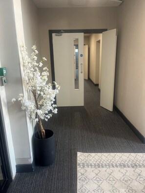 Unclassified image, 5 of 76, button