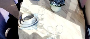 Spacious 3-Bed Seaside Retreat – Walk to Beach, Sleeps 6, Free Parking