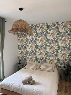 1 bedroom, iron/ironing board, WiFi, bed sheets