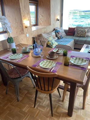 Dining - Dunes & Vagues, apartment with balcony and sea view (Fort-Mahon-Plage)