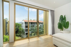 Junior-huoneisto | Oleskelualue | Taulutelevisio