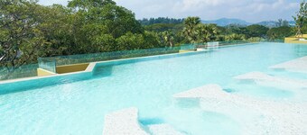 Laguna Beachside residences apartamens